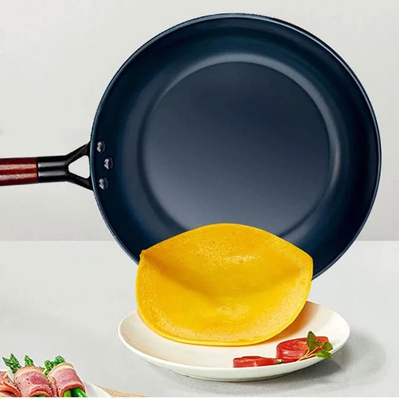 ForgeVerra Premium Cast Iron Skillet | Non-stick cast iron frying pan for healthy, even cooking