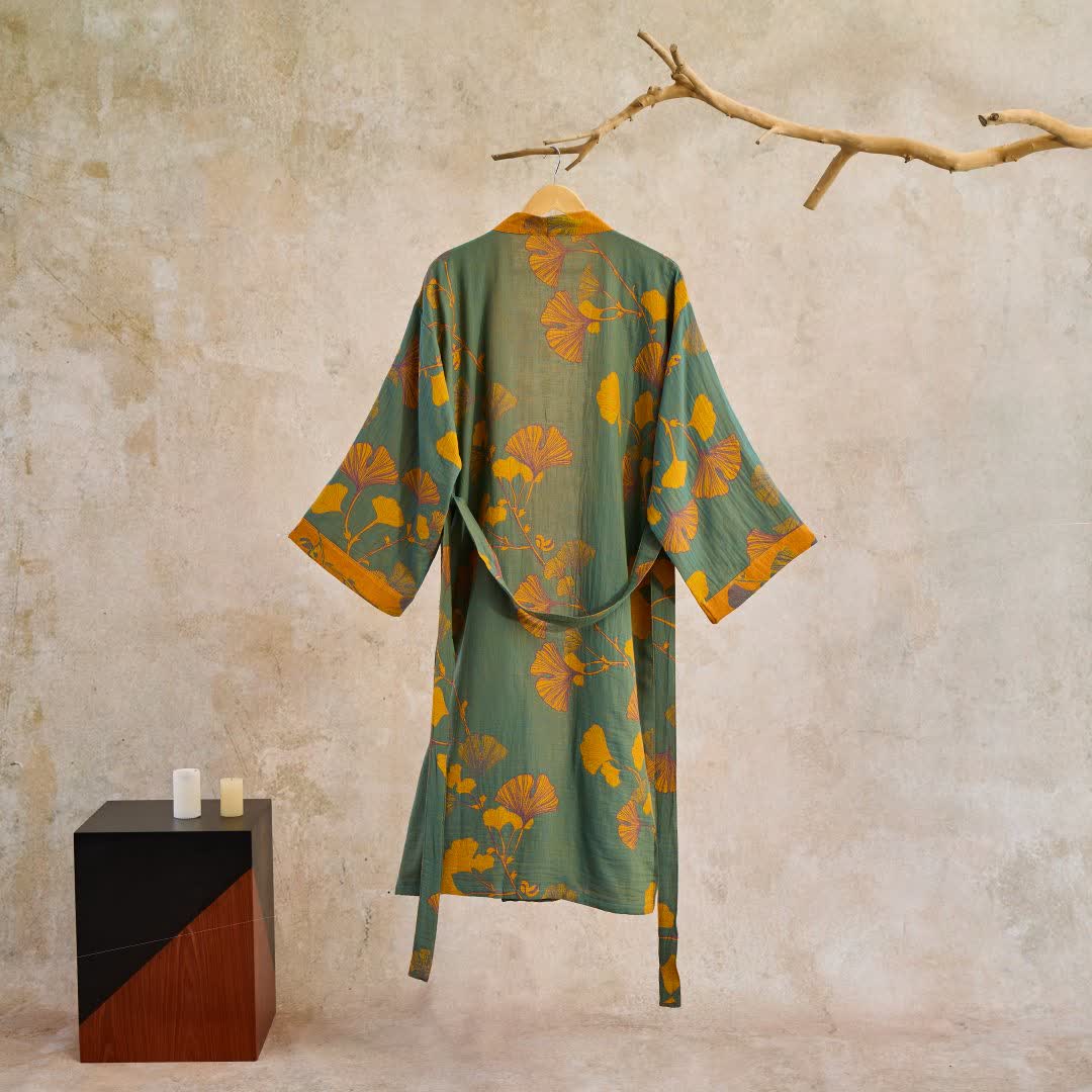 Elegant Cotton Kimono Bathrobe - Reversible Ginkgo Leaf Design for Ultimate Comfort 7