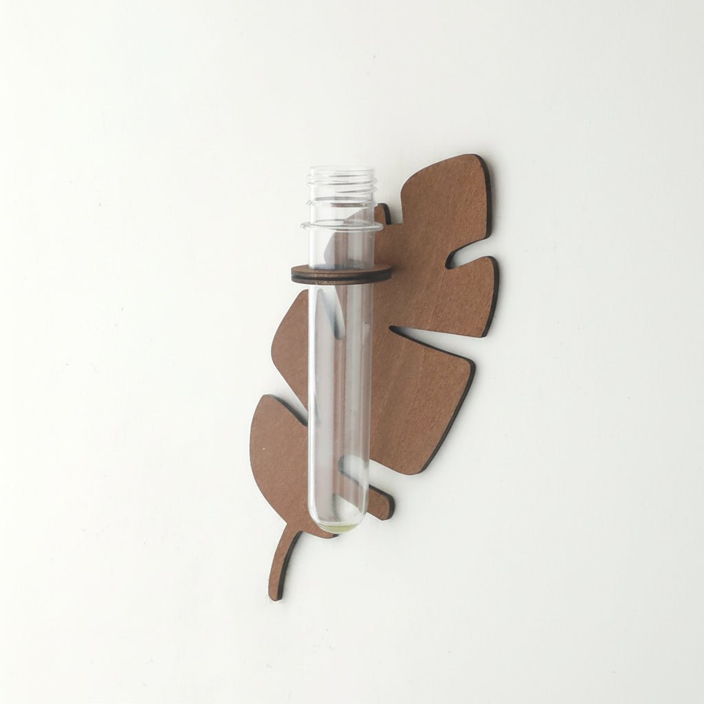 LEAFORA – Artisan Leaf Wall Planter for Natural Indoor Decor