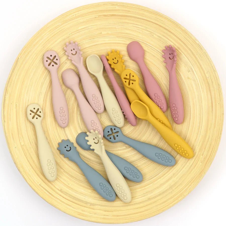 LEARN2EAT – Set di utensili in silicone per neonati e bambini piccoli (cucchiaio, forchetta e coltello)