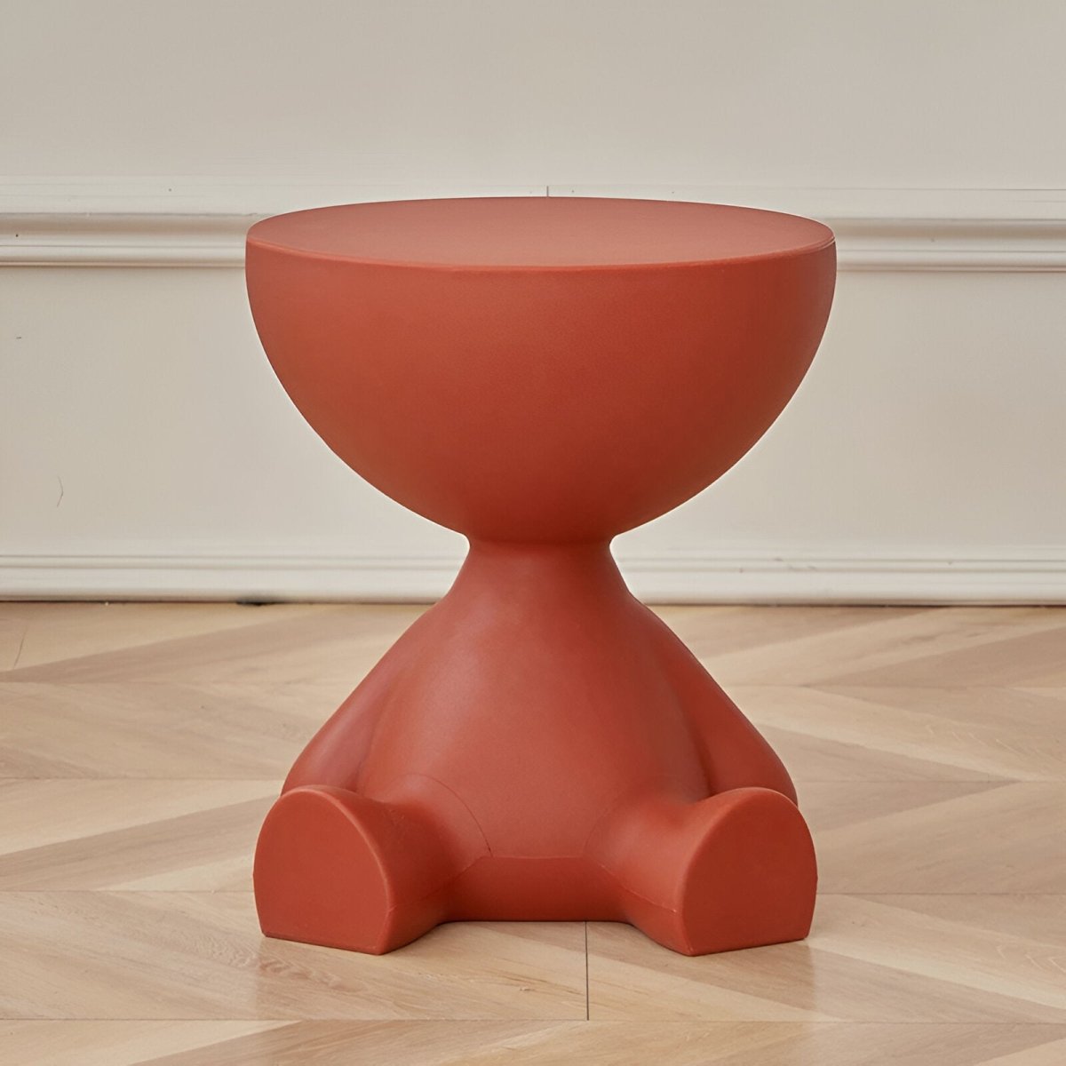 LUXROUND TABLE – Elegant round salon table for stylish living