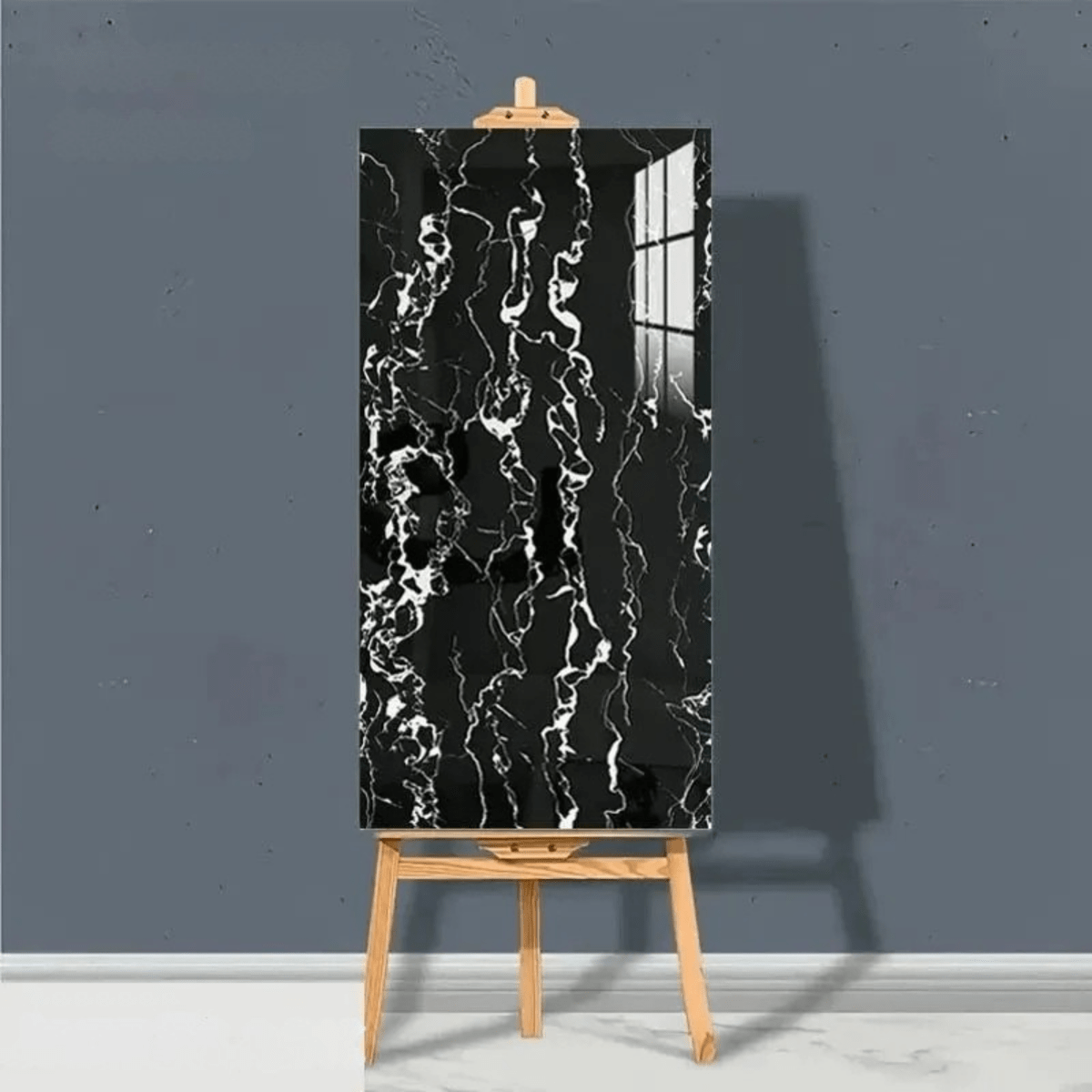 MARBLIQUE – Itsekiinnittyvät marmorikuvioiset PVC-lattialaatat