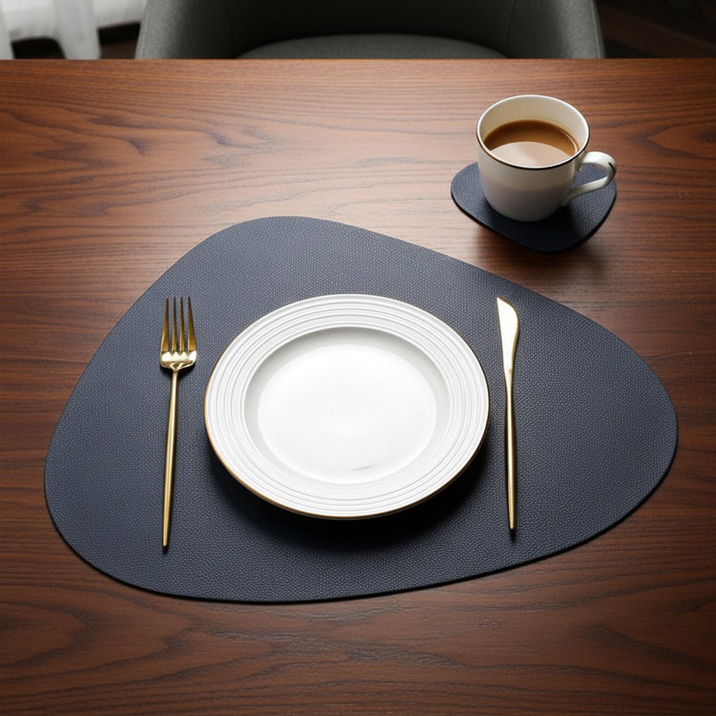 MATELLE – Hittebestendige PU Leren Placemat- en Onderzetterset voor Elegant Dineren