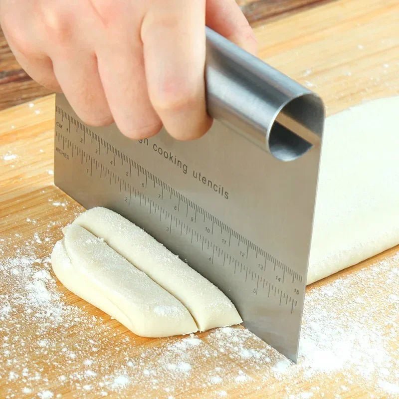 MEASURECHEF – Spatule à pâtisserie en acier inoxydable et racloir à pâte avec échelle de mesure
