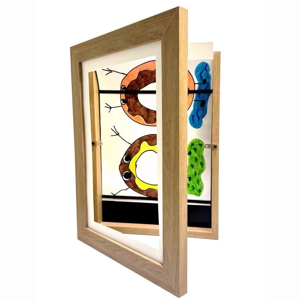 Memory Frame – Interchangeable frame for children's drawings with space for up to 150 works