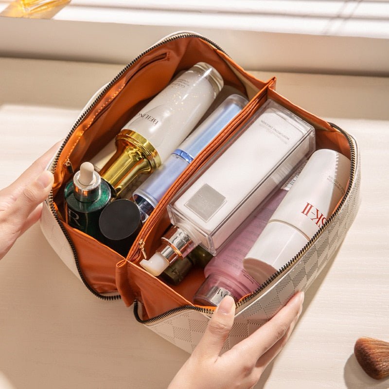 NORMEA – Minimalist Elegant Makeup Bag with Compact Organizer Design 2