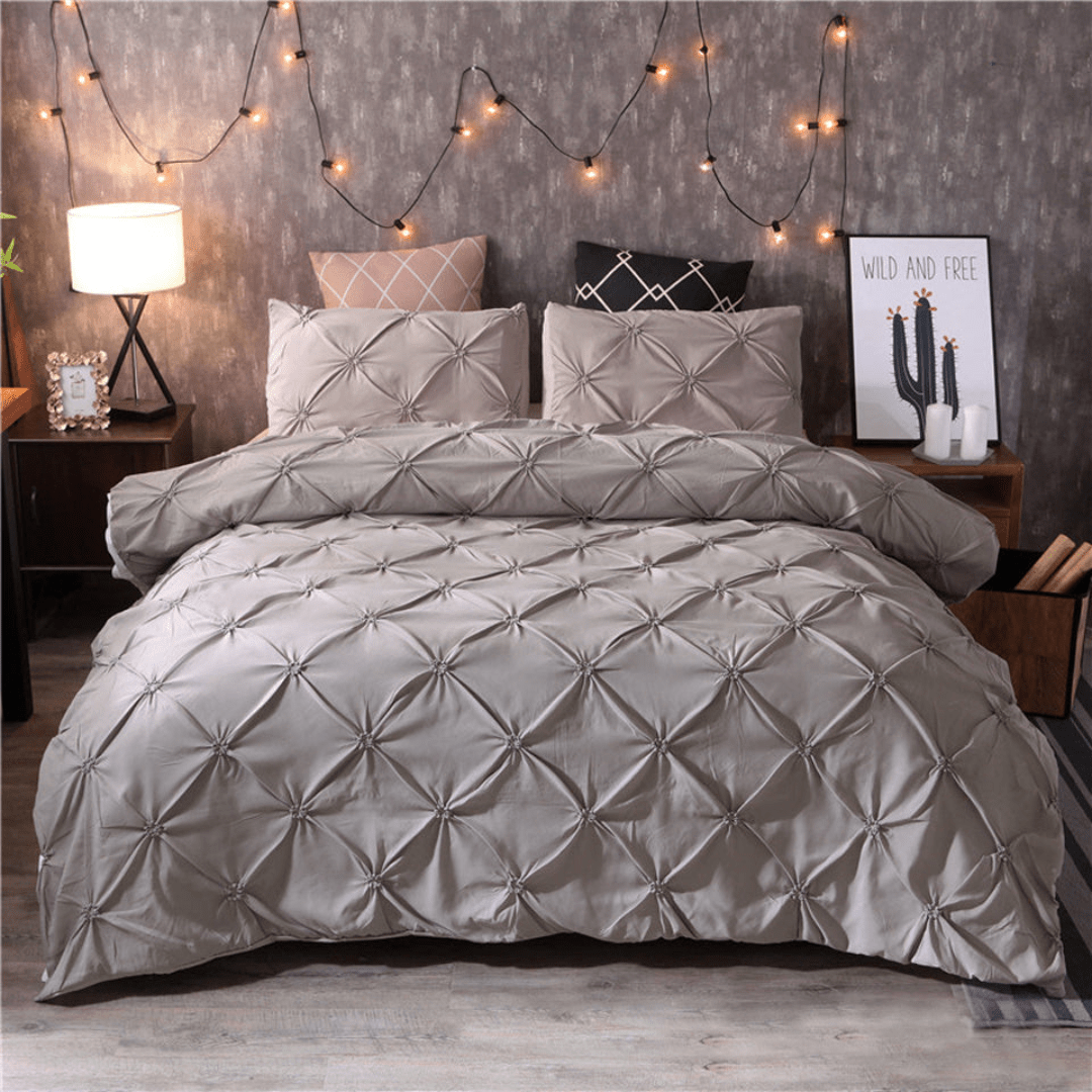 COTTONNEST – Elegant Cotton Bedding Set for Year-Round Comfort 4