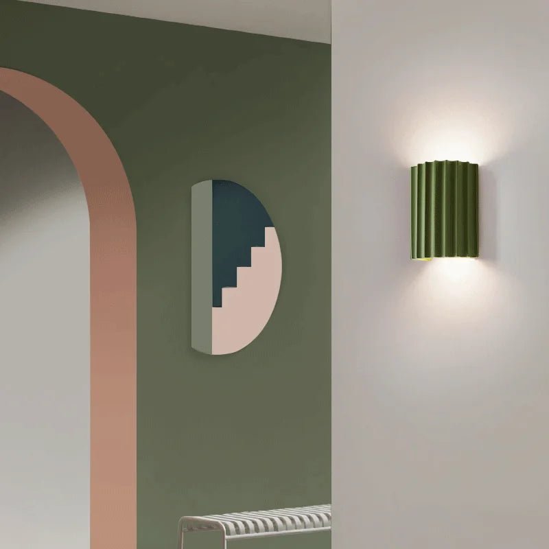 NordicGlow Lámpara de pared de resina - iluminación ambiental moderna sin cables visibles