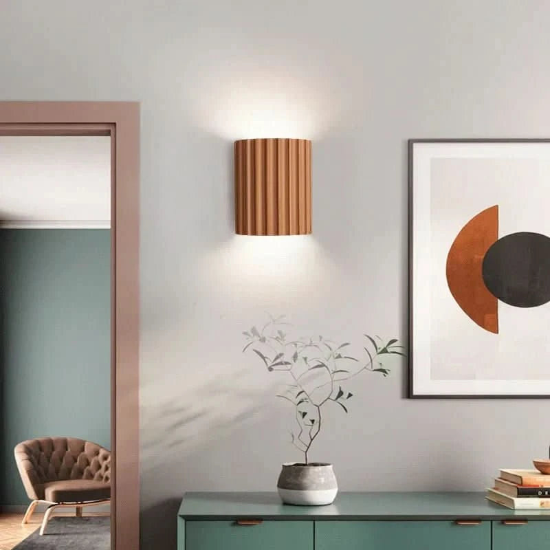 SKYLUMEN – Modern Resin Wall Lamp with Ambient LED Glow