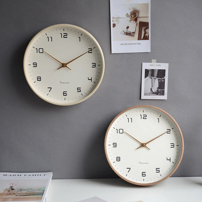 Horloge murale en bois NordicTime - Design scandinave silencieux pour des maisons paisibles
