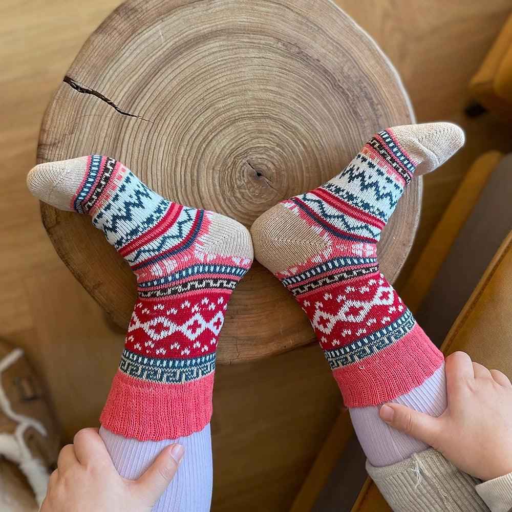 FROSTHIVE – Unisex Wool & Cotton Blend with Scandinavian Patterns 1
