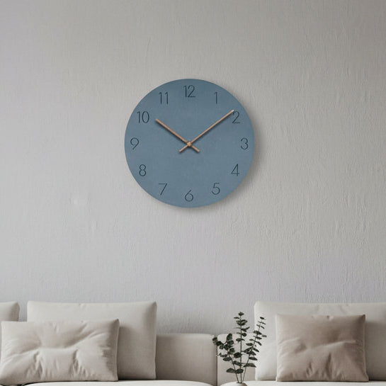 NORDILO – Hiljainen skandinaavinen seinäkello luonnonpuusta moderneihin sisustuksiin