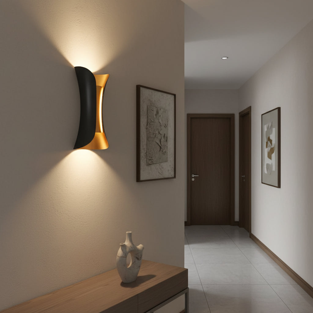 Orr Curved Outdoor Led Light - weatherproof wall lamp with IP65 protection 0