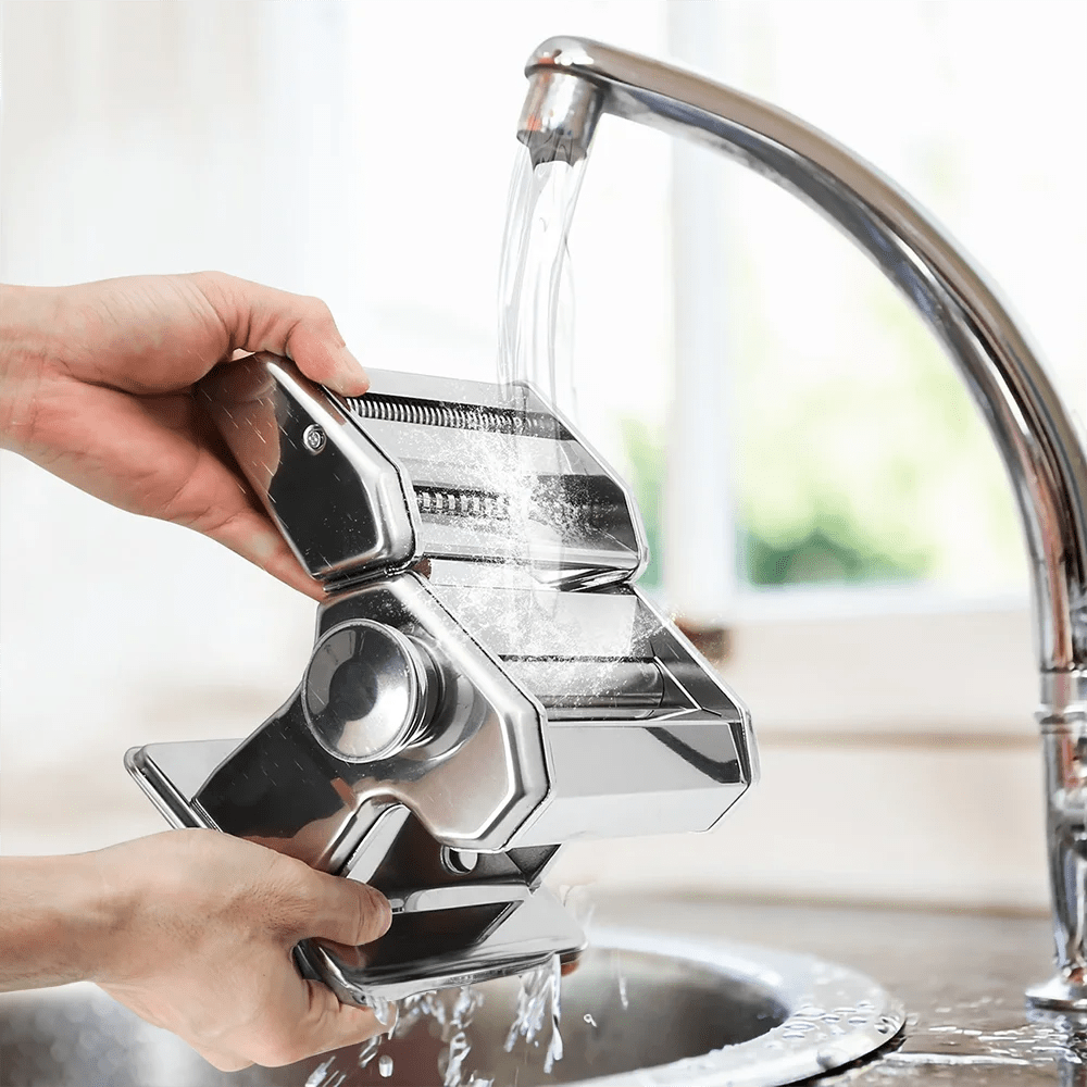 PASTACRAFT – Manual Pasta Maker Machine with 7 Thickness Settings for Homemade Pasta