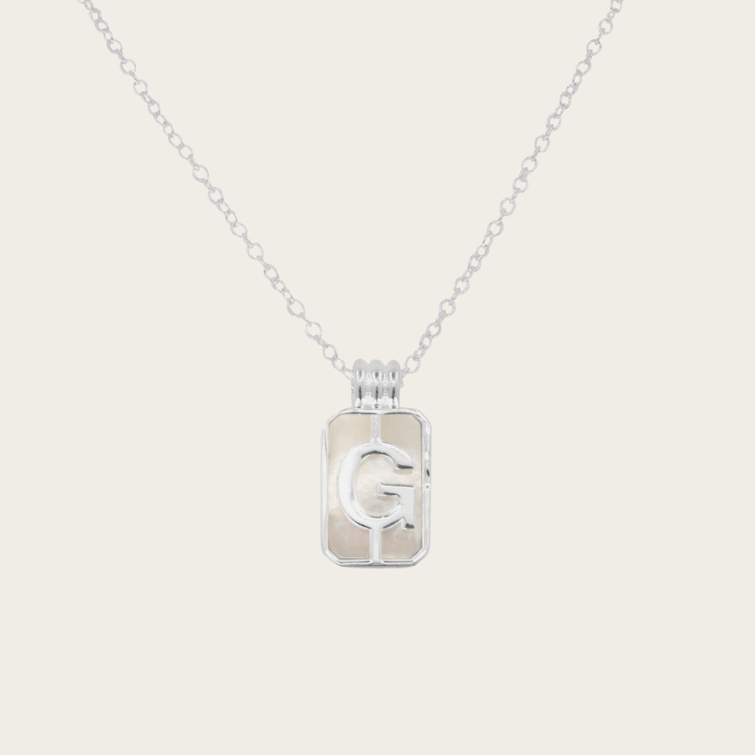 Parelmoer Initial Hanger Zilveren Ketting