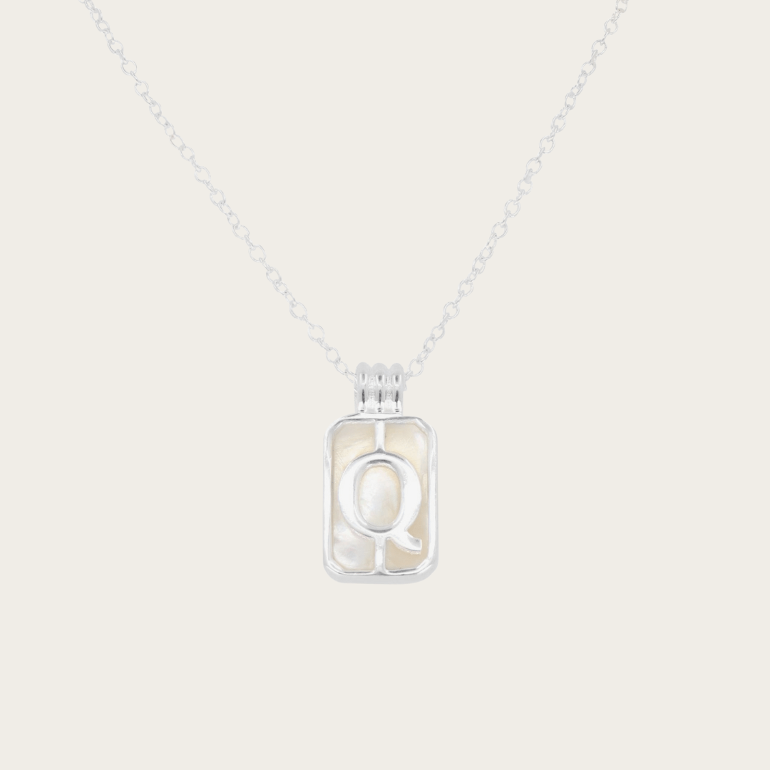 Parelmoer Initial Hanger Zilveren Ketting