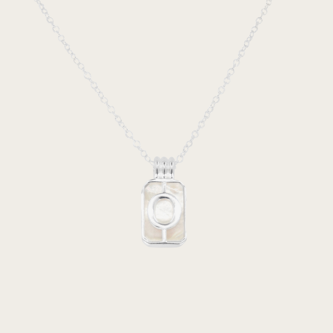 Parelmoer Initial Hanger Zilveren Ketting