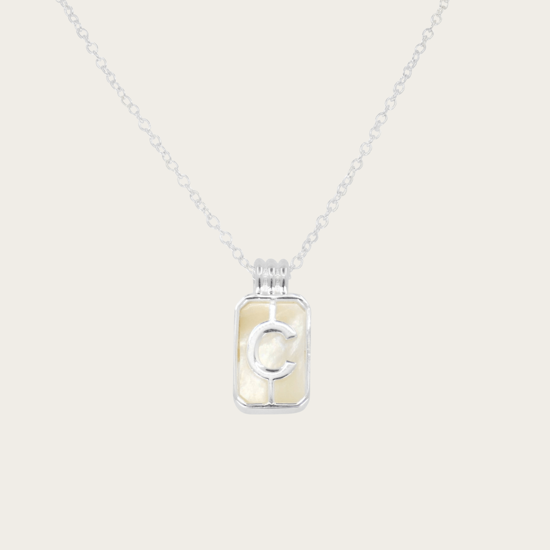 Parelmoer Initial Hanger Zilveren Ketting