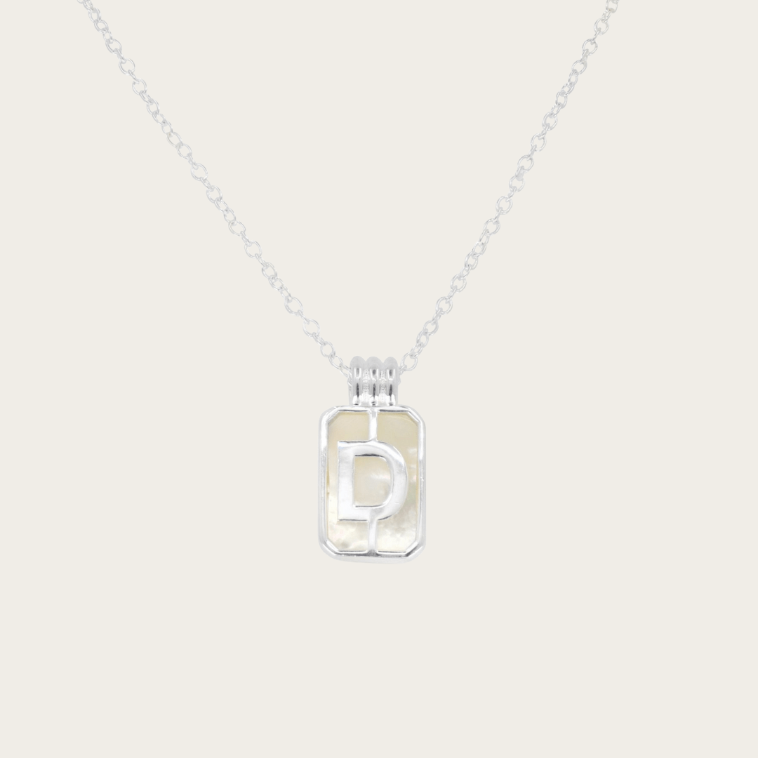 Parelmoer Initial Hanger Zilveren Ketting