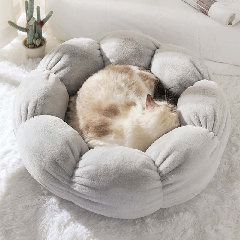 PETALREST – Flower Shape Cat Bed Designed for Deep Sleep and Cozy Comfort 1
