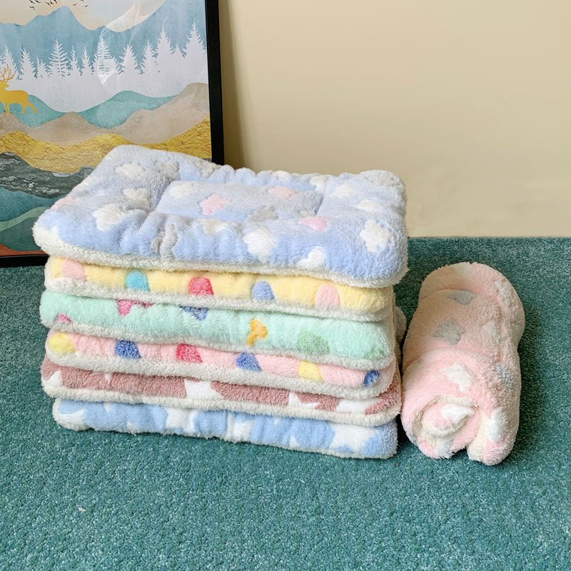  PetCloud-fluffy fleece pillow for relaxed pet sleep-6