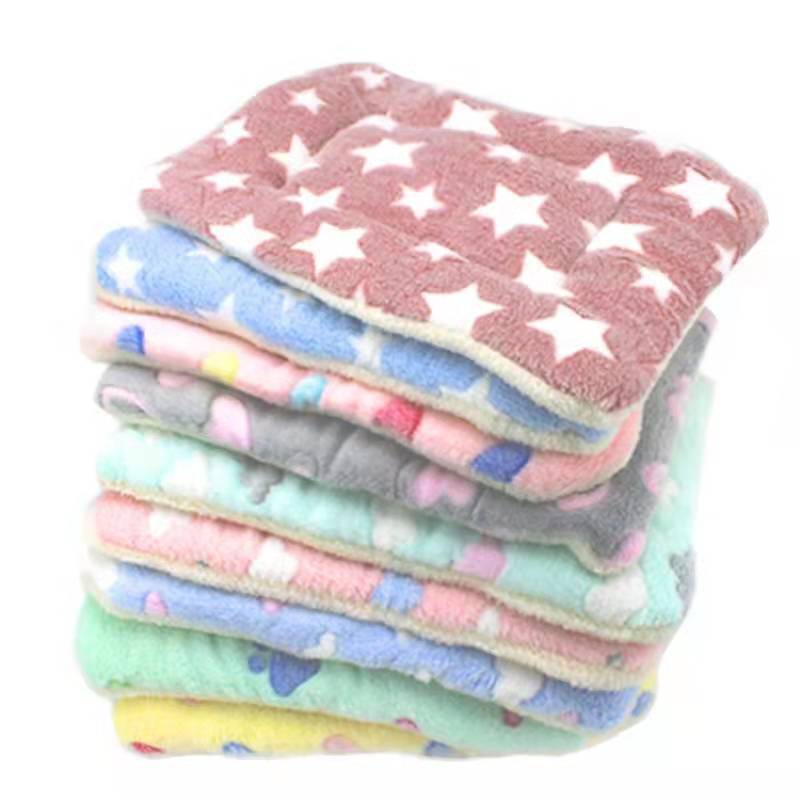  PetCloud-fluffy fleece pillow for relaxed pet sleep-3