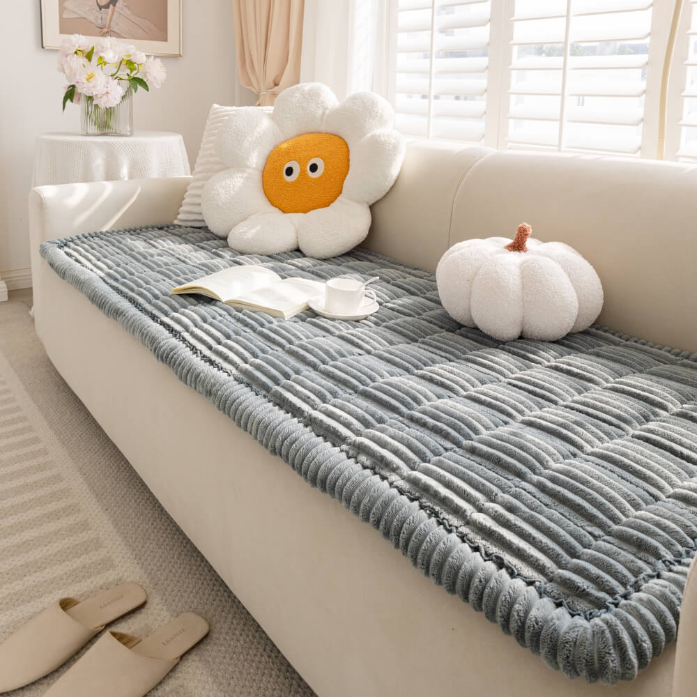 HOMEPET COZY – Lazy Soft Flannel Pet Mat for Sofa and Bed Protection 5