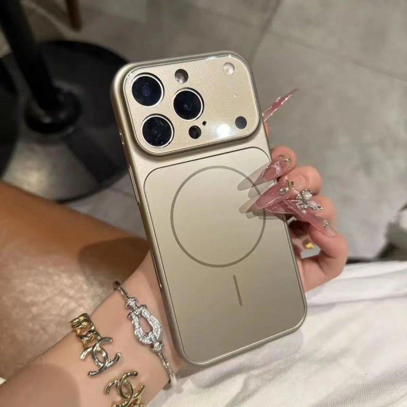 MattMagie – Slim, matte MagSafe case for iPhone 11