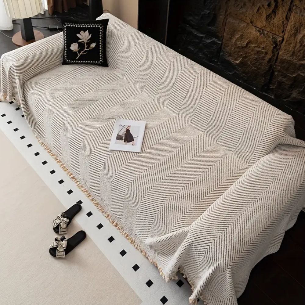 CUSHVIVE – Housse de canapé en chevrons avec protection contre les éclaboussures et design antidérapant