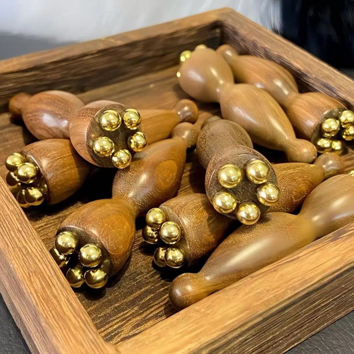 PODLIFT – Seedpod Gua Sha Massager Brass & Rosewood Facial Lifting Tool 4