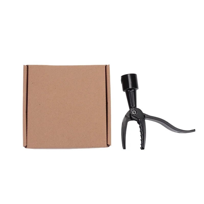 ErgoGardener - Ergonomic Stand-Up Grass Pulling Tool for Easy Weeding 2