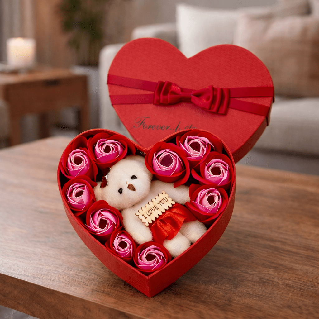 ROSEVELVET BOX – Elegant Soap Flower Gift Box with 22 Rose Blooms