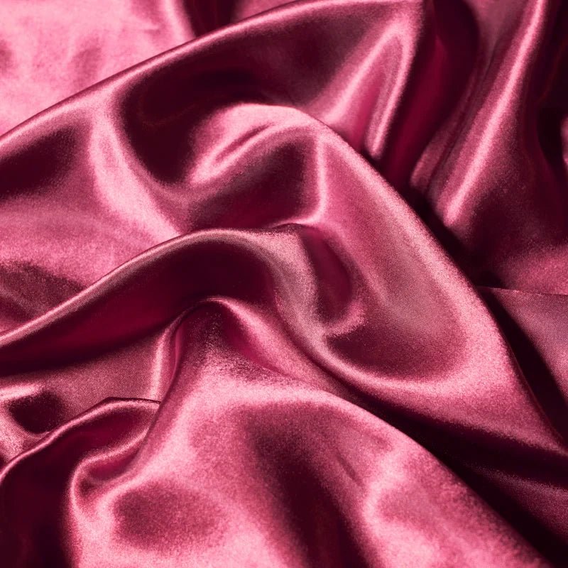 SATINIQUE CALMERA – Kühlendes Eisseiden-Satin-Spannbettlaken mit elastischem Bund