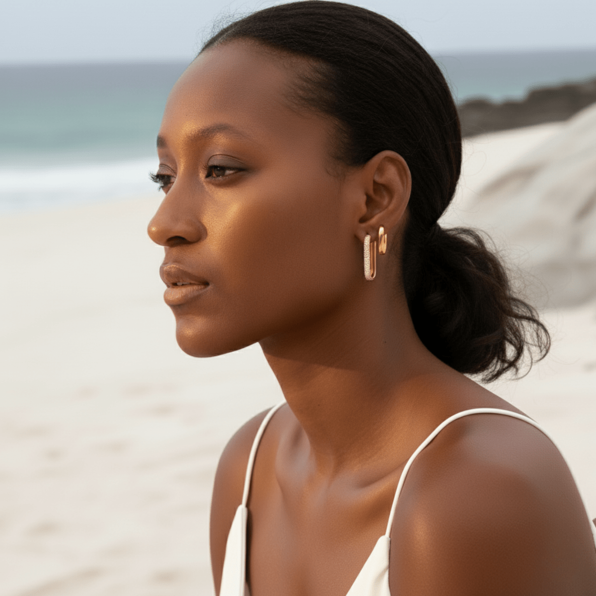 Gesculpteerde Zee Rand Gouden Oorringen Duo