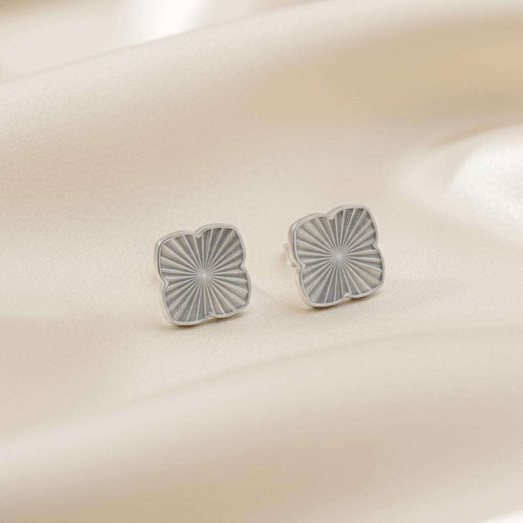 Pendientes de botón de plata y oro Sea Clover