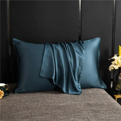 Taie d'oreiller SilkNest – Luxueuse, Facile d'entretien & Uni pour un sommeil confortable