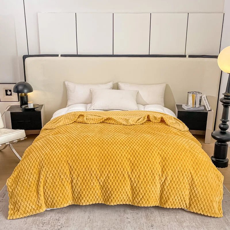 Cozy Velvet Throw Blanket - Ultra Soft Checked Plush for Warmth & Comfort 2