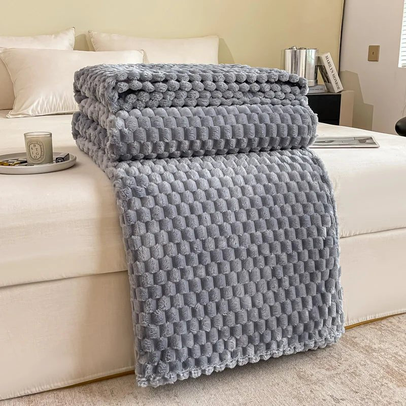Cozy Velvet Throw Blanket - Ultra Soft Checked Plush for Warmth & Comfort 0