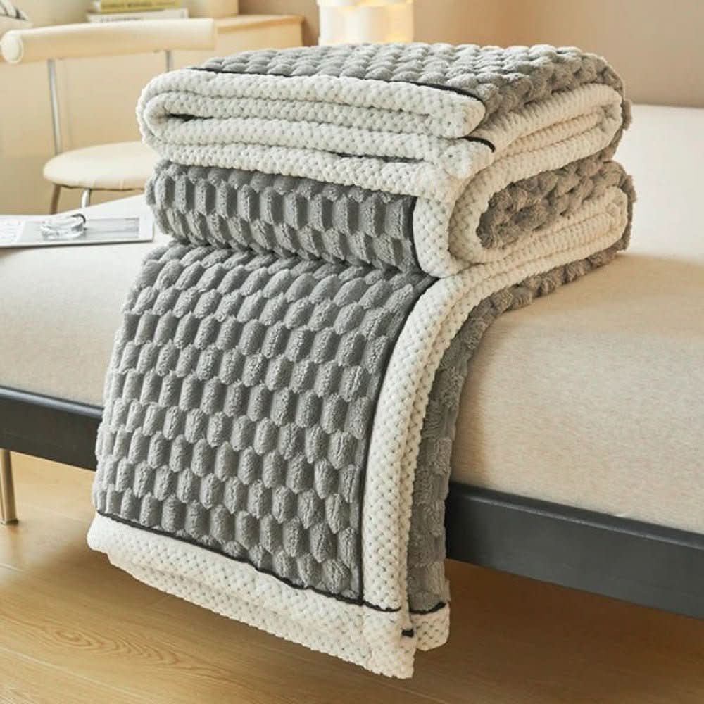 CozyNest Throw Blanket - Ultra-Soft Bubble Textured Sherpa Fleece for Year-Round Comfort 4