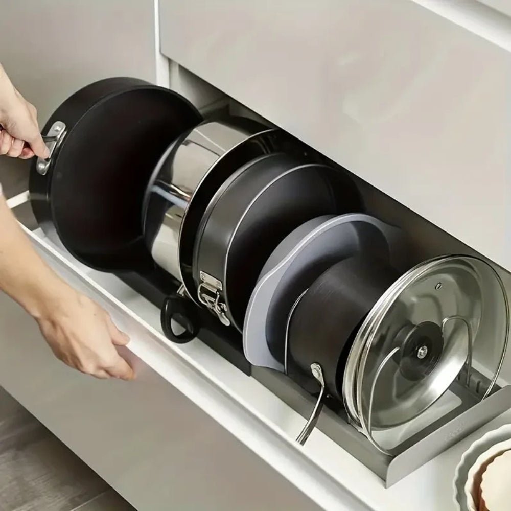 FLEXIRACK – Adjustable Metal Kitchen Organizer with Non-Slip Bottom 1