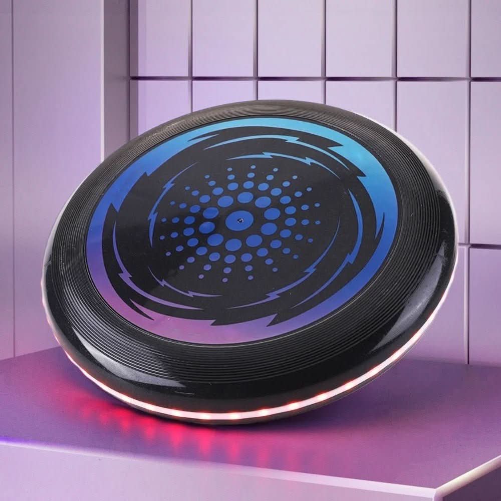 STARSPIN – LED-valolla varustettu frisbee yöaikaiseen ulkoleikkiin