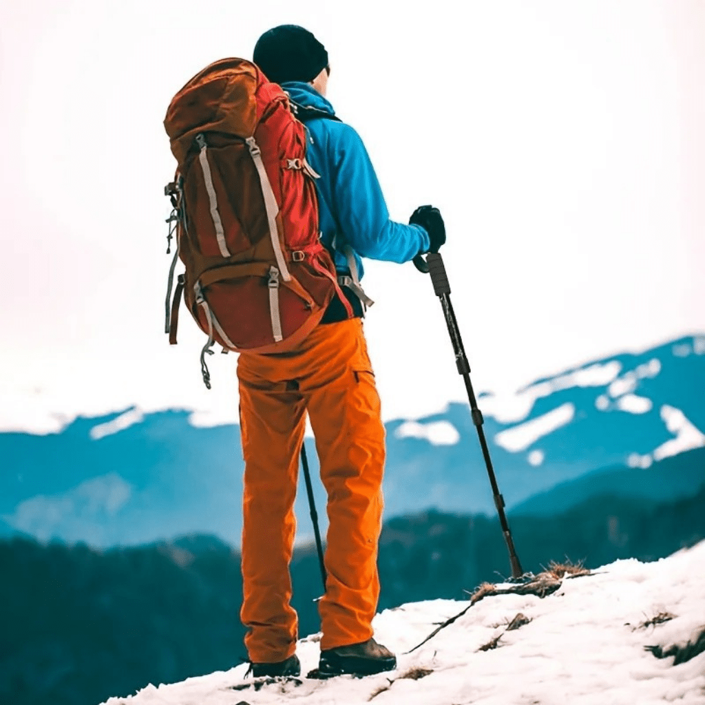 ALUROAM – Lightweight Telescopic Hiking Poles with Secure Non-Slip Handle 1