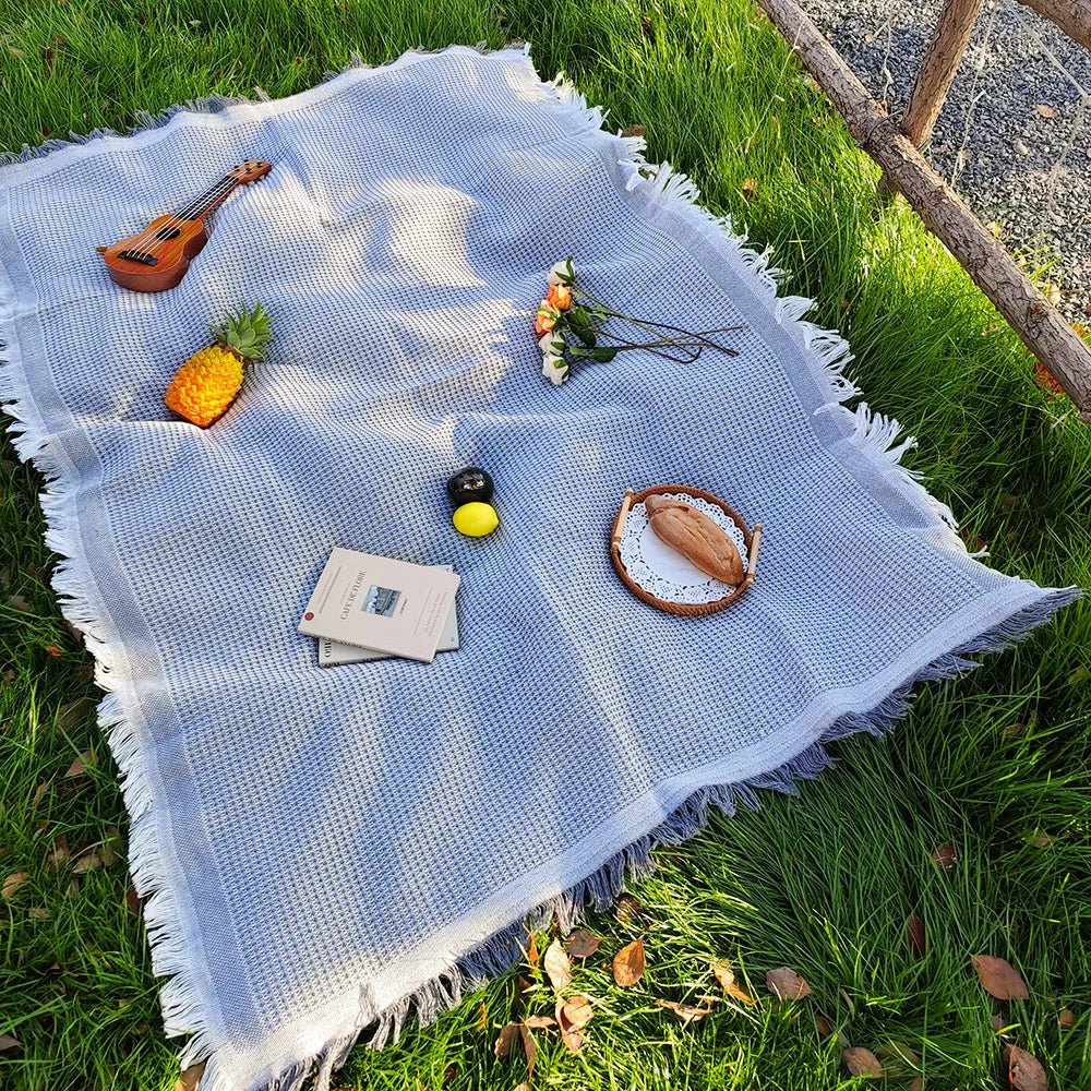 Sunweave - Cotton Blend Picnic Mat with Decorative Tassels for Outdoor Use 1