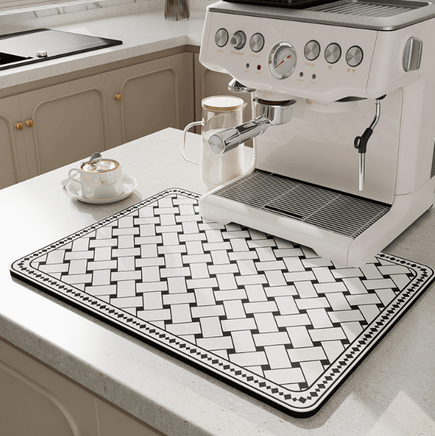 Alfombrilla de Cocina SwiftSoak – Superficie de Diatomita de Secado Rápido para una Cocina Higiénica y Ordenada