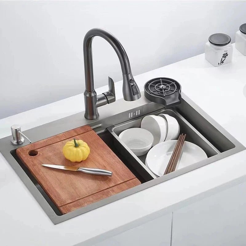 SWIVELPRO – 360° Rotating Pull-Out Kitchen Mixer Tap