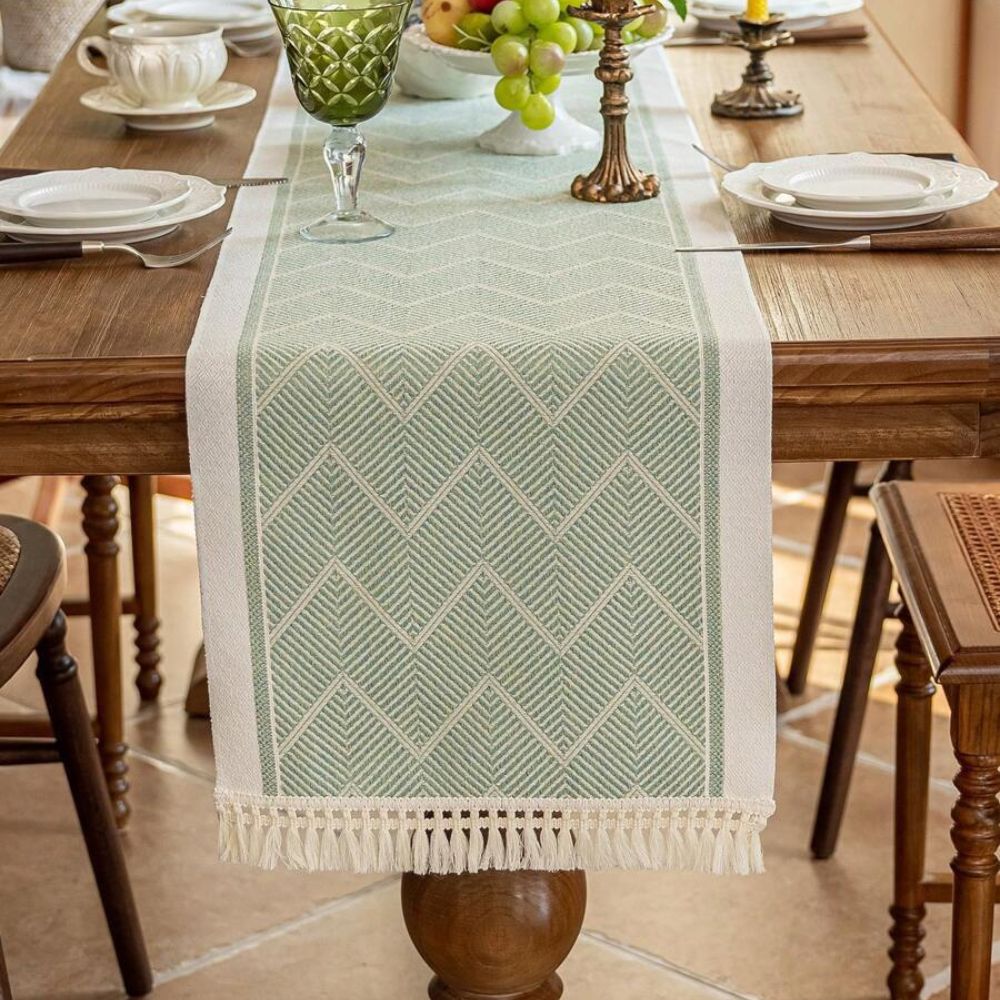 TEXTURA – Premium Woven Table Runner with Elegant Zigzag Pattern in Sandstone 7