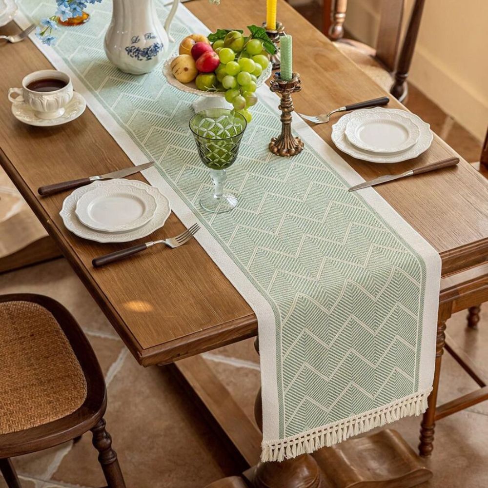 TEXTURA – Premium Woven Table Runner with Elegant Zigzag Pattern in Sandstone 8
