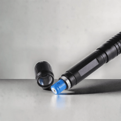 TRAILBEAM X450 – Hochleistungs-LED-Taschenlampe für Outdoor-Abenteuer