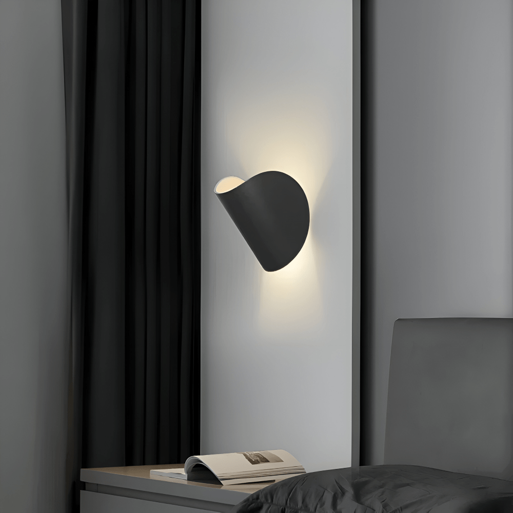 Twist WallLight – Rotatable Wall Lamp for Custom Lighting