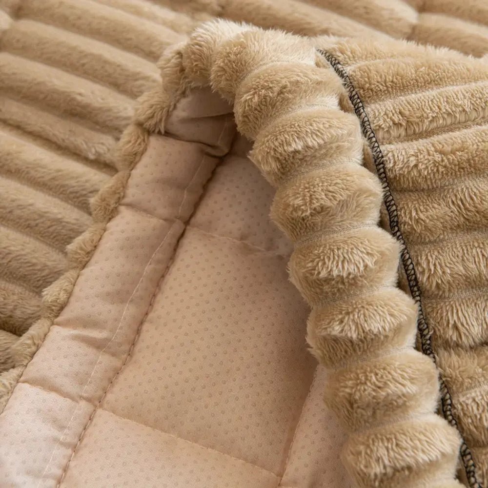 Plush Microfiber Sofa Cover - Elegant Slipcover Sofa with Anti-Slip Design 4